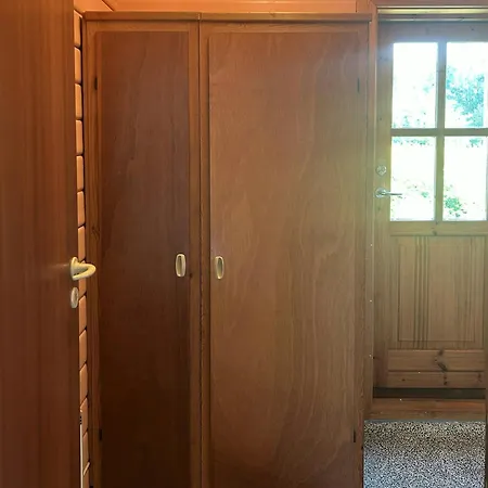 Holiday home Family With Large Garden Near Hesselo Bay